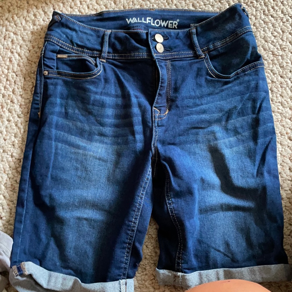 Bermuda Jean Shorts
